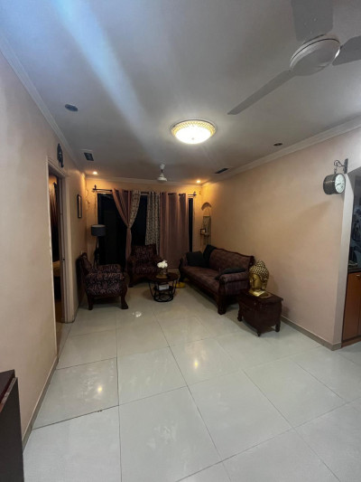 Available 2BHK Flat For Sale in Link Road, Malad West