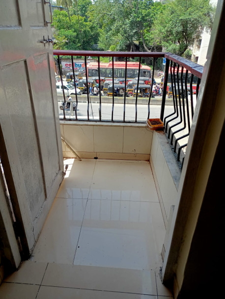 2BHK Flat on rent at Mithchowki, Marve Road, Malad West. Rose Manor CHSL.-9
